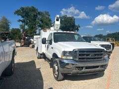Ford F-550 Reg Cab Bucket Truck