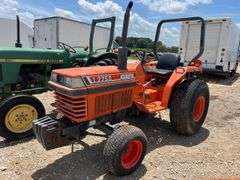 Kubota L2250 Tractor