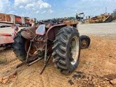 International 504 Tractor *INOP
