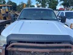 2012 Ford F-250 XL 4x4 Crew Cab Pickup