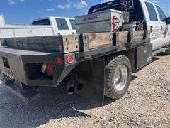 2013 Ford F-350 XL 4x4 Crew Cab Dually Flatbed Pickup