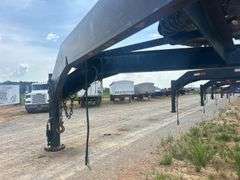 2013 C & M 7' x 22' T/A Gooseneck Trailer