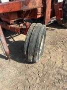 Case 451 Cab Tractor w/ Loader *INOP