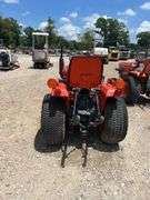 Kubota B6200 Tractor w/ 44" Mower