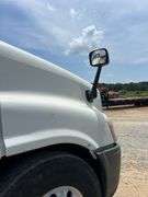 2011 Freightliner Cascadia T/A Daycab Truck