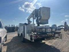 Ford F-550 Reg Cab Bucket Truck