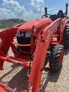 Kubota L3901 Tractor w/ Loader & Rhino 5' Cutter