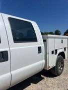 Ford F-350 XL 4x4 Crew Cab Service Truck