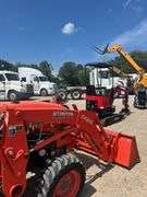 Kubota L3901 Tractor w/ Loader & Rhino 5' Cutter