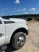 2013 Ford F-350 XL 4x4 Crew Cab Dually Flatbed Pickup