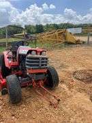 Kubota B2400 Tractor w/ Mower *INOP
