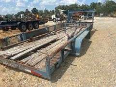 2013 80" x 20' T/A Gooseneck Trailer