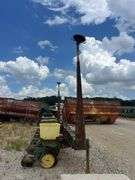 John Deere 3pt 6 Row Planter