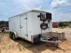2007 Wells 82" X 16' T/A Enclosed Trailer