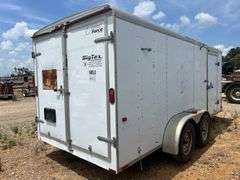 2007 Wells 82" X 16' T/A Enclosed Trailer