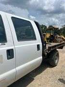 2011 Ford F-250 XL Crew Cab 4x4 Flatbed Pickup