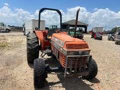 Kubota L3350 4x4 Tractor