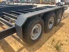 2010 6.5' x 20' Tri/Axle  Trailer