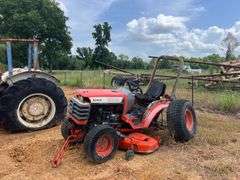 Kubota B2400 Tractor w/ Mower *INOP