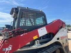 Takeuchi TL12V2 Skid Steer Loader