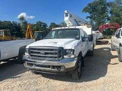 Ford F-550 Reg Cab Bucket Truck