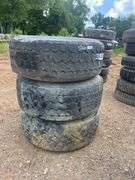 (3) 425/65R22.5 Tires w/ Rims
