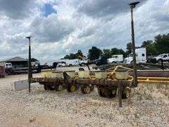 John Deere 3pt 6 Row Planter