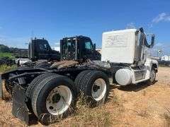 1989 Freightliner T/A  Conventional Daycab Truck *INOP