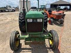 John Deere 1050 Tractor