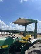 John Deere 1650 Tractor w/ Loader