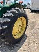 John Deere 1050 Tractor