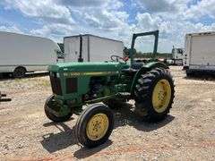 John Deere 1050 Tractor