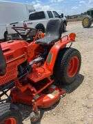 Kubota B6200 Tractor w/ 44" Mower