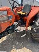 Kubota L3350 4x4 Tractor