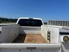 Ford F-350 XL 4x4 Crew Cab Service Truck