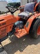 Kubota B6200 Tractor