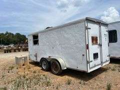 2007 Wells 82" X 16' T/A Enclosed Trailer
