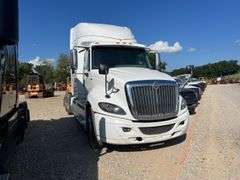 2016 International ProStar T/A Sleeper Truck
