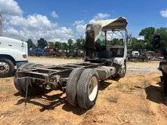 1998 International S/A Box Truck *INOP