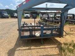 2013 80" x 20' T/A Gooseneck Trailer