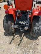 Kubota B6200 Tractor w/ 44" Mower