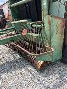 John Deere 510 Pull Type Round Hay Baler