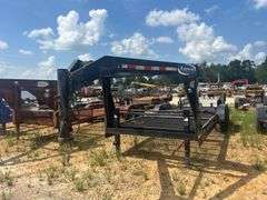 2013 C & M 7' x 20' T/A Gooseneck Trailer