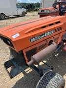 Kubota B6200 Tractor