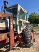 Case 451 Cab Tractor w/ Loader *INOP