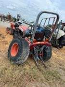 Kubota B2400 Tractor w/ Mower *INOP