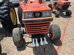 Kubota L2250 Tractor