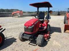 Massey Ferguson GC2400 4x4 Tractor w/ 60" Mower