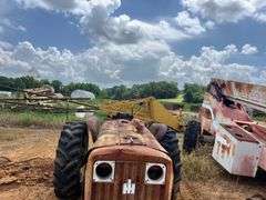 International 504 Tractor *INOP