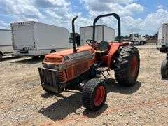 Kubota L3350 4x4 Tractor